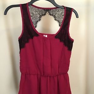 Studio Y, Size S, Red